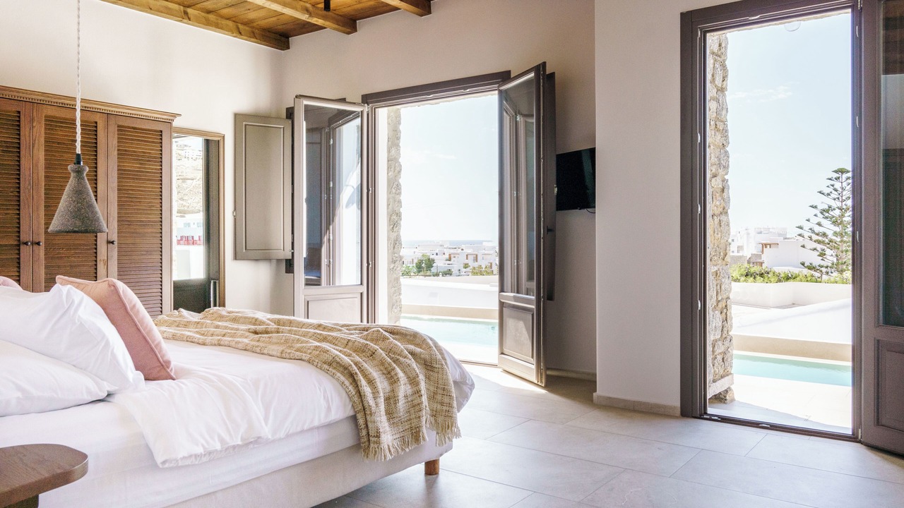 Photo of Bedroom in Platis Gialos