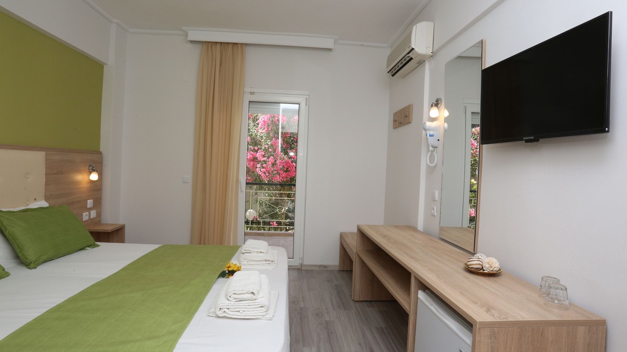 Photo of Patio Balcony in Polichrono