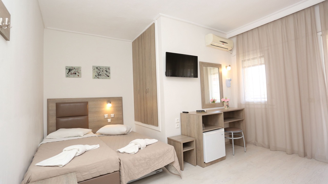 Photo of Bedroom in Polichrono