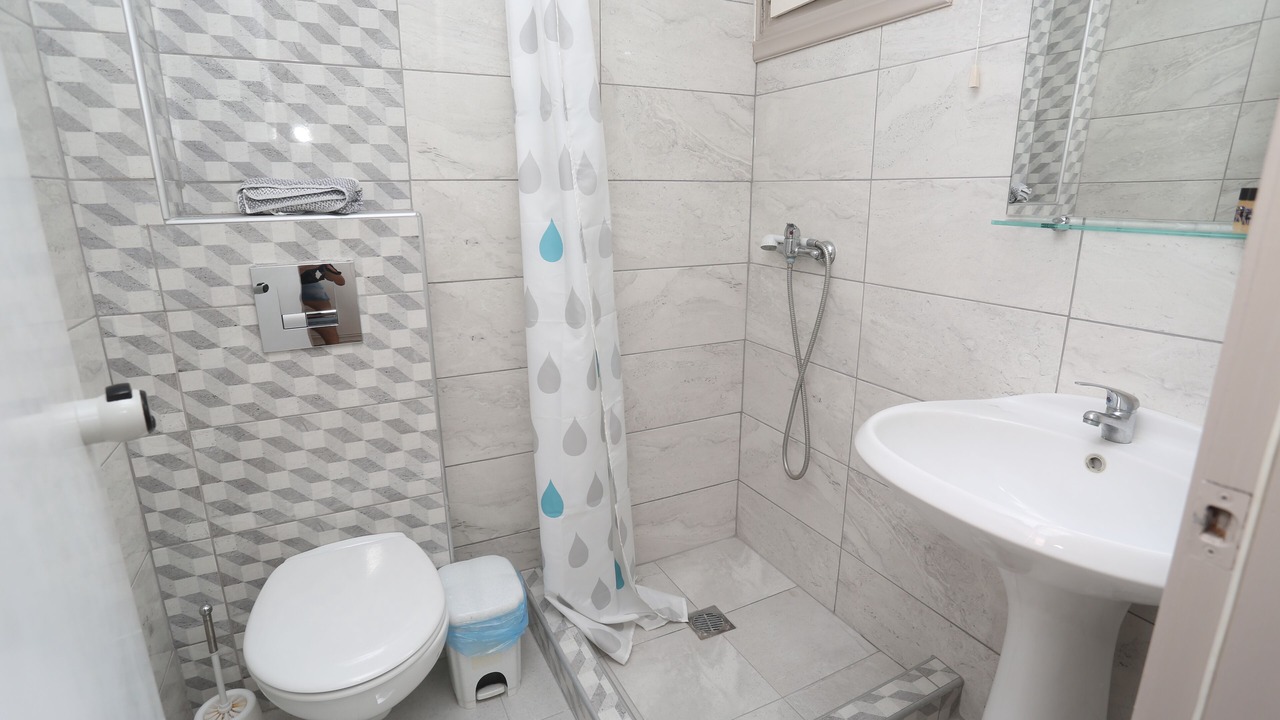 Photo of Bathroom in Polichrono