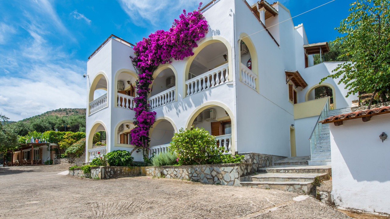Photo of Outdoor in Apraos