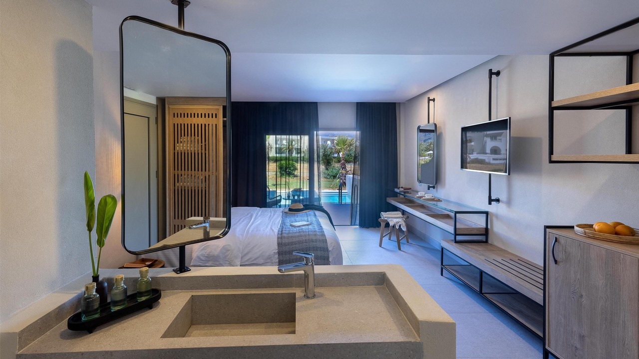 Photo of Bedroom in Paralia Kourna