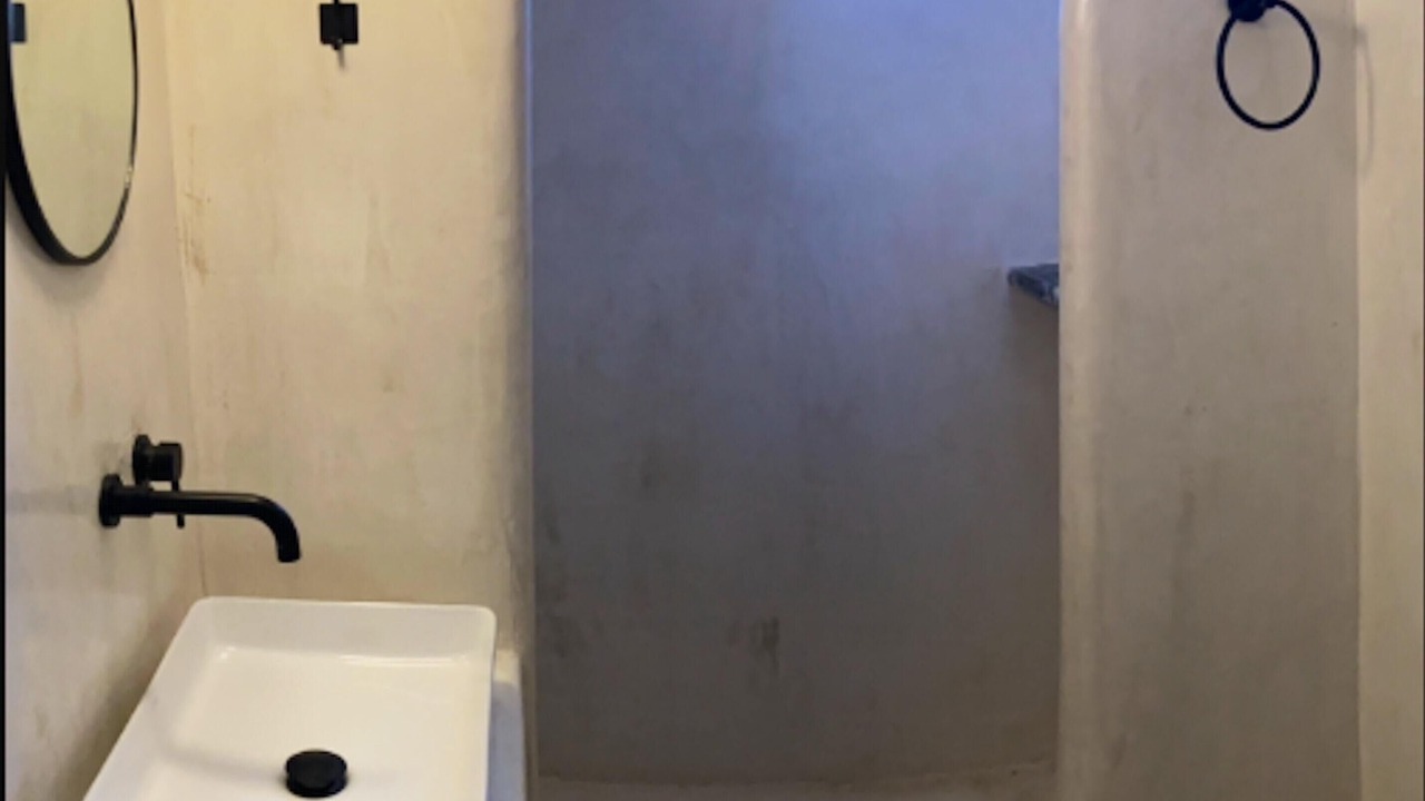 Photo of Bathroom in Ios Town