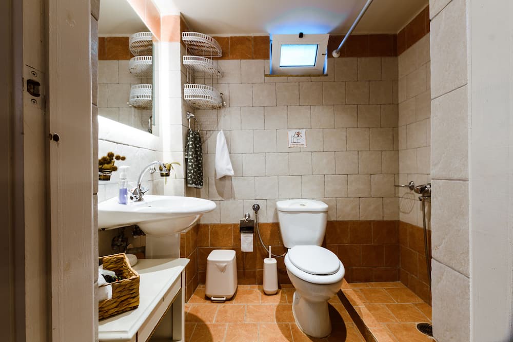Photo of Bathroom in Perivolia