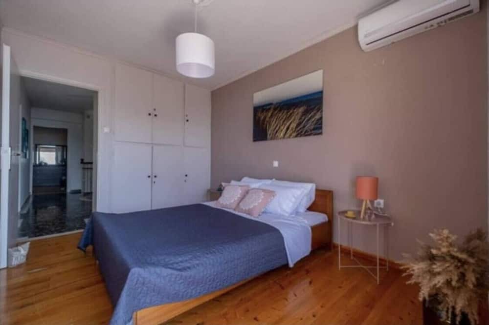 Photo of Bedroom in Nea Kios