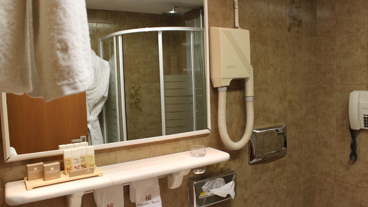 Photo of Bathroom in Kavala