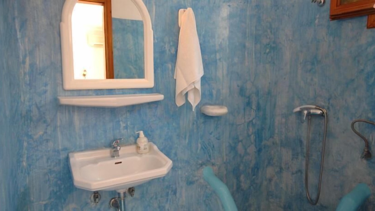 Photo of Bathroom in Drafaki