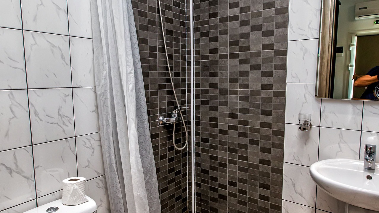 Photo of Bathroom in Skala Fourkas