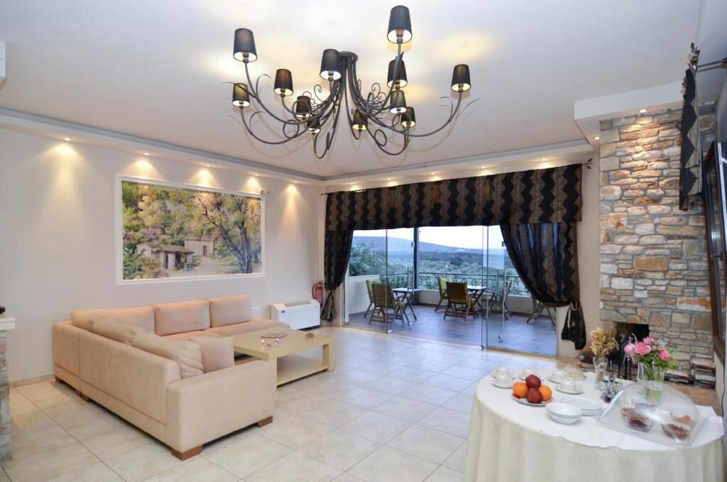 Photo of Livingroom in Pefkari