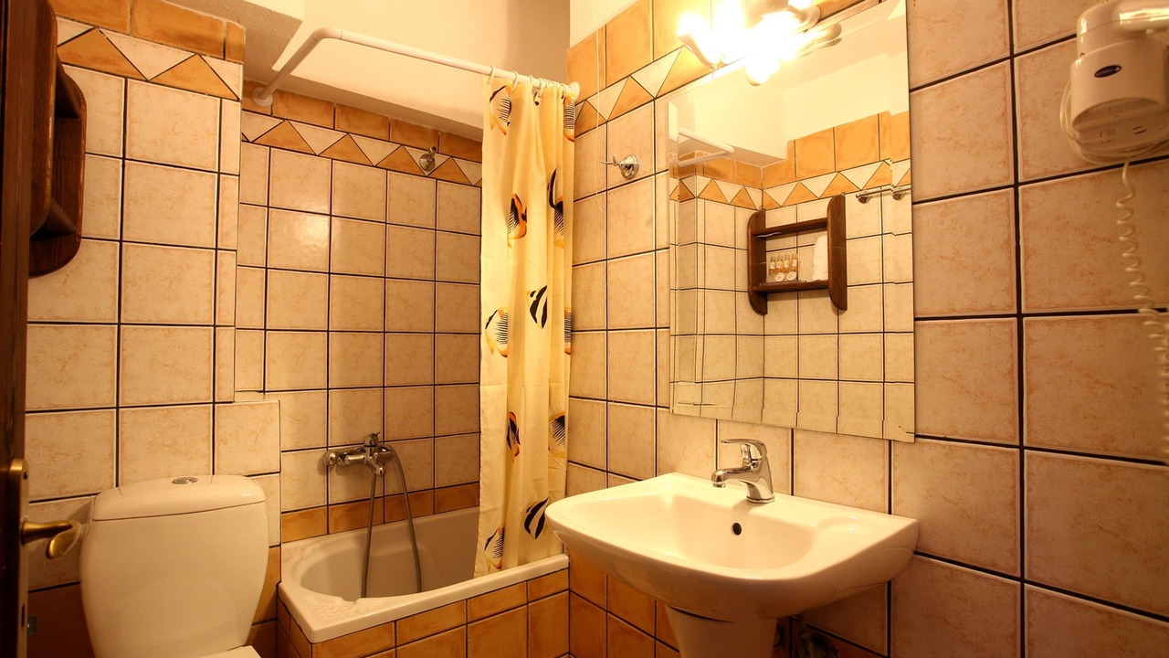 Photo of Bathroom in Elati