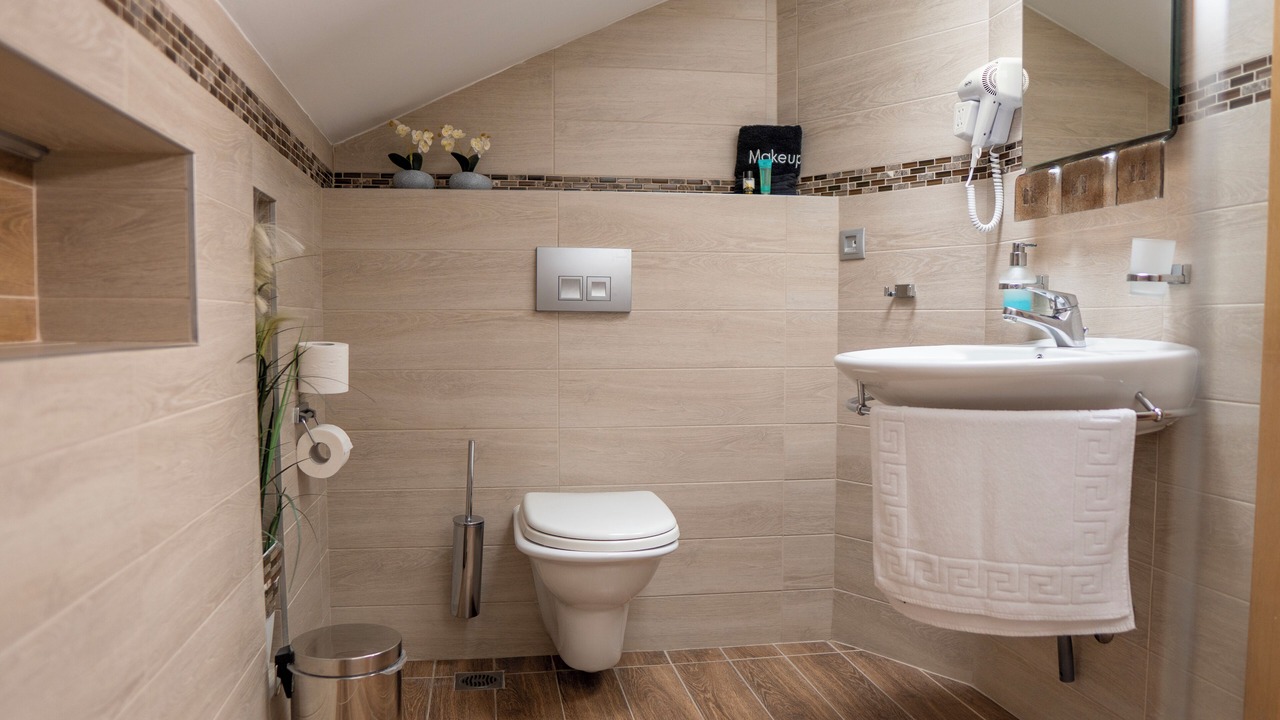 Photo of Bathroom in Katerini