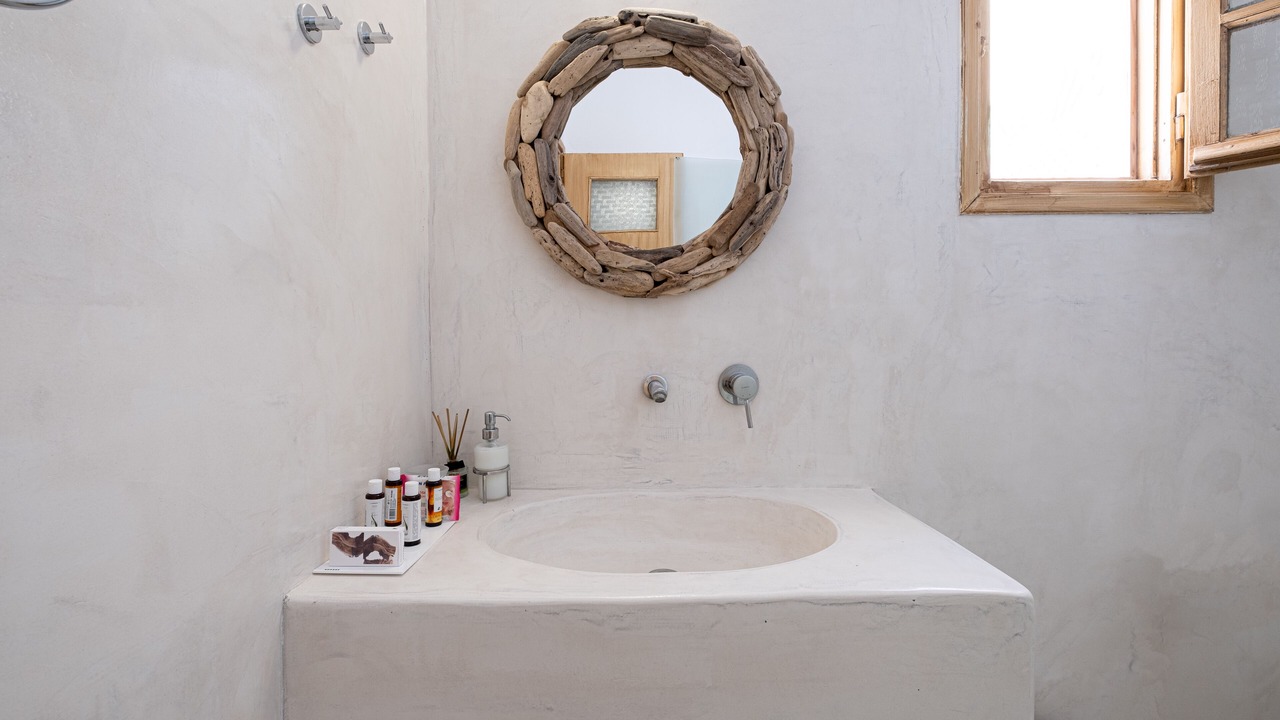 Photo of Bathroom in Kamari