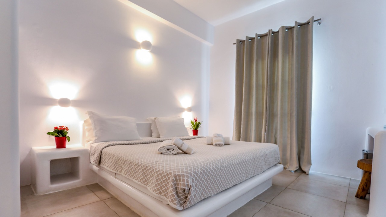 Photo of Bedroom in Platis Gialos