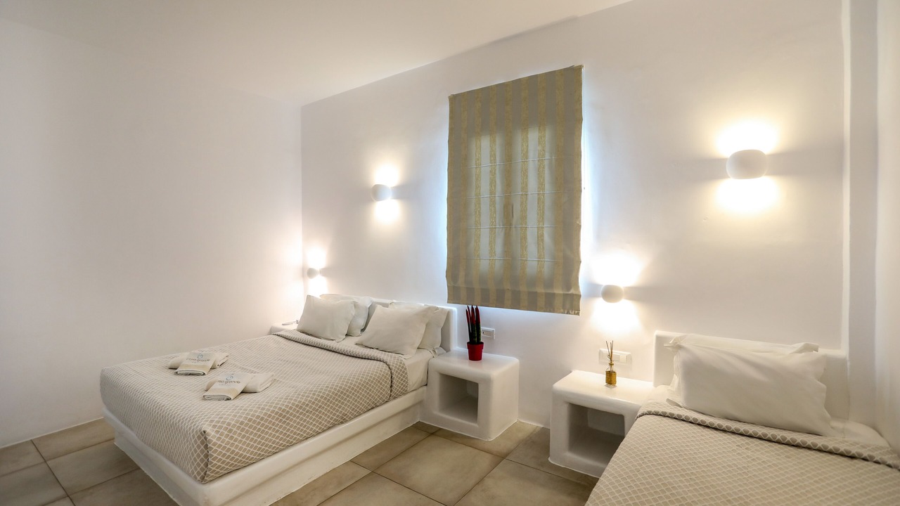 Photo of Bedroom in Platis Gialos