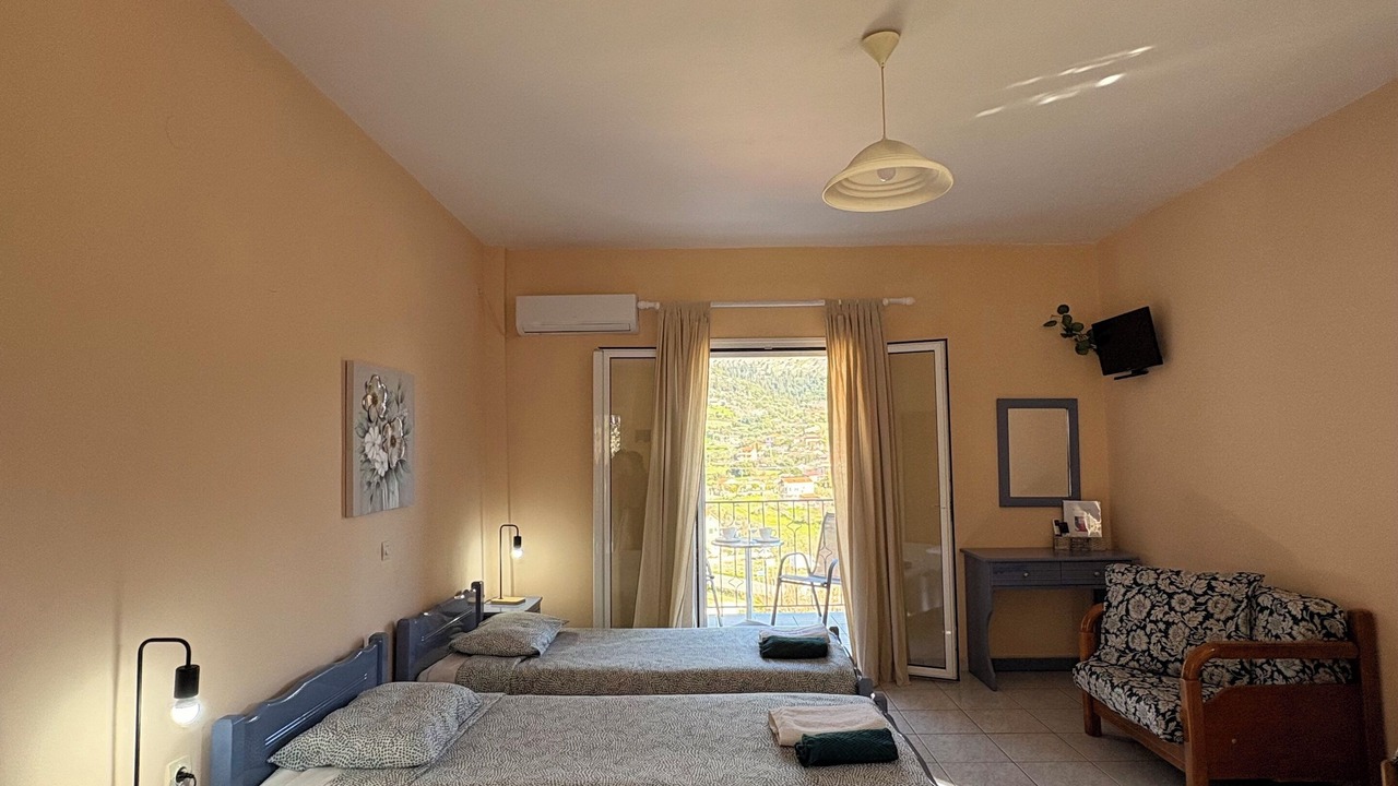 Photo of Bedroom in Dhrakata