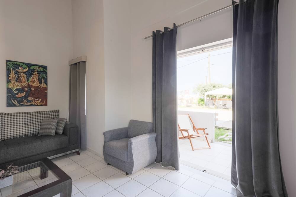 Photo of Livingroom in Pigianos Kampos