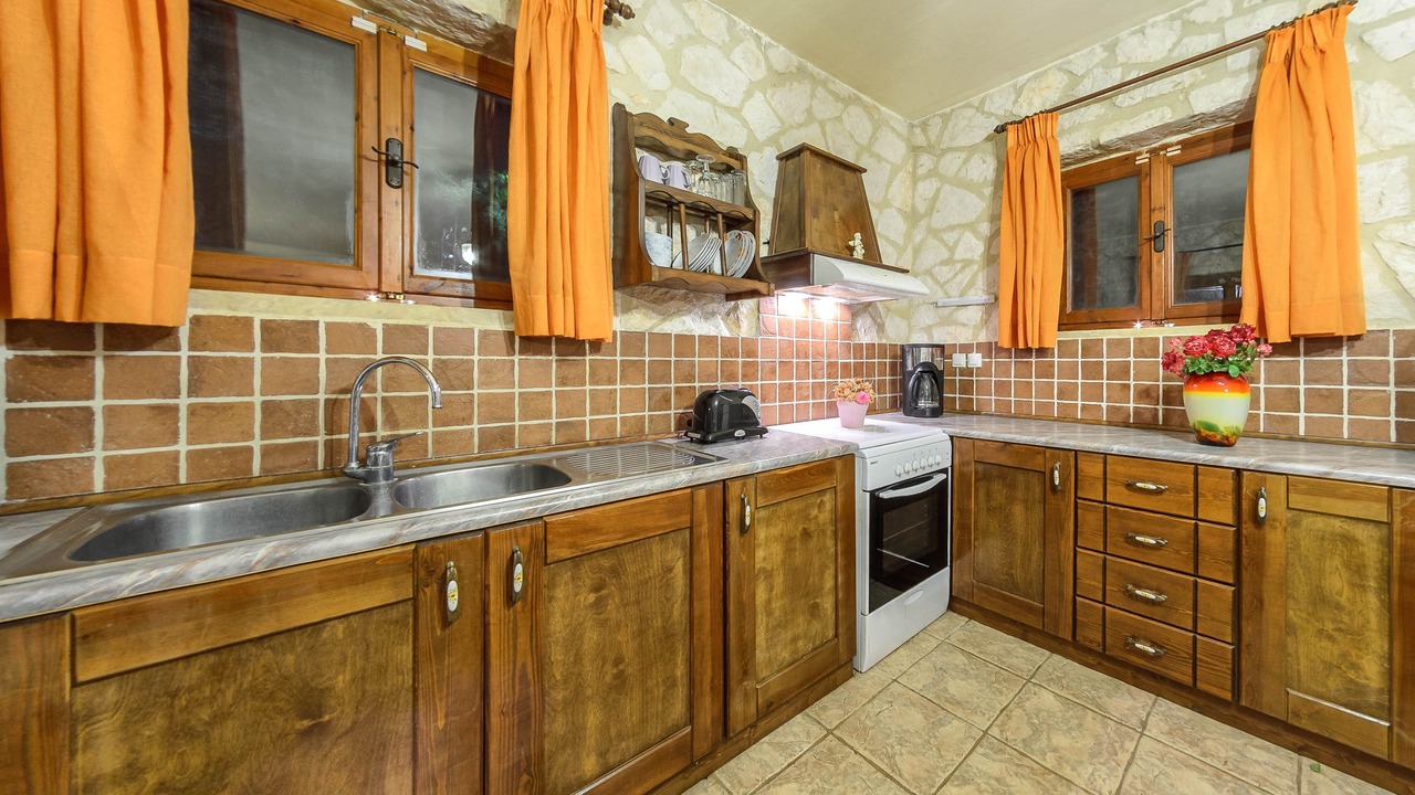 Photo of Kitchen in Akrotiri