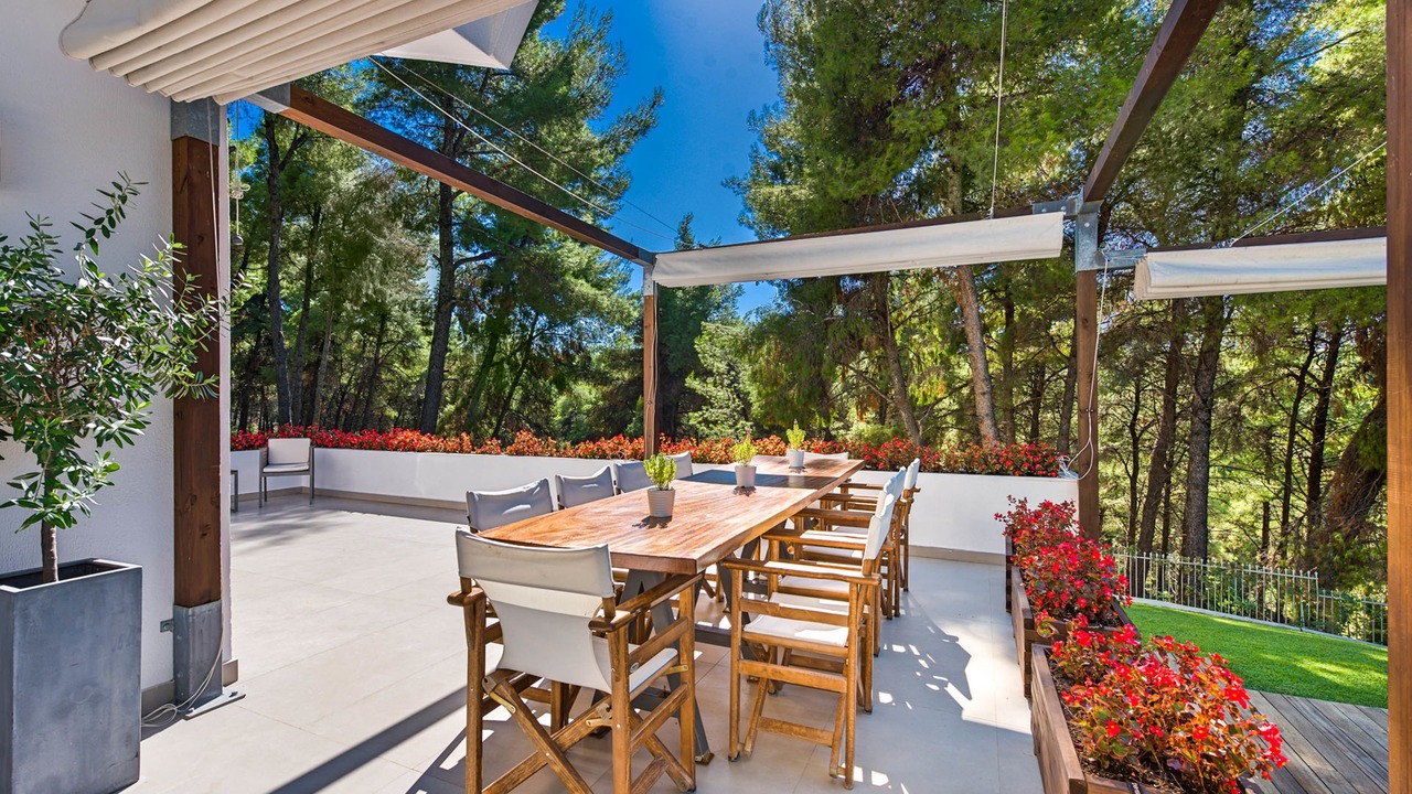 Photo of Outdoor in Sane