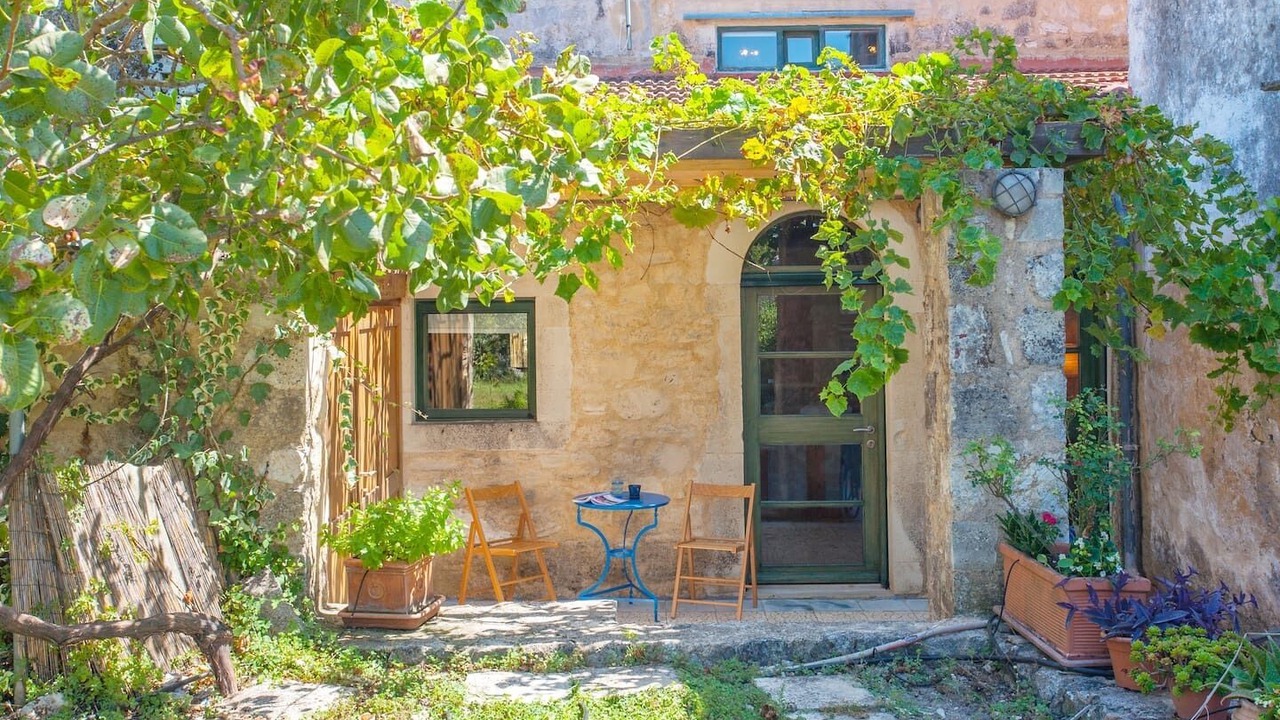 Photo of Outdoor in Roustika