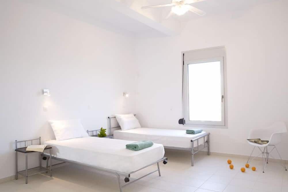 Photo of Bedroom in Sivota