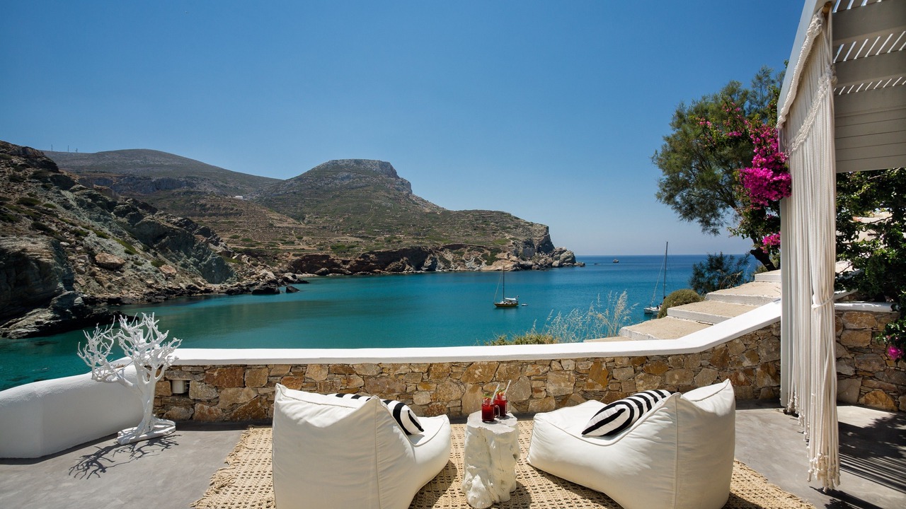 Photo of Others in Folegandros