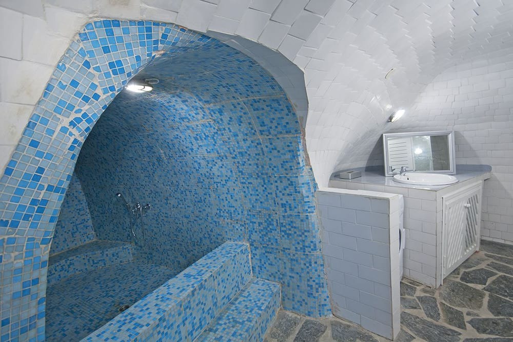 Photo of Bathroom in Vothon