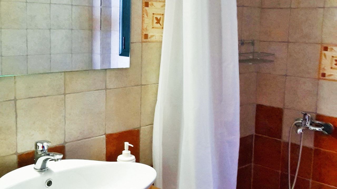 Photo of Bathroom in Elios