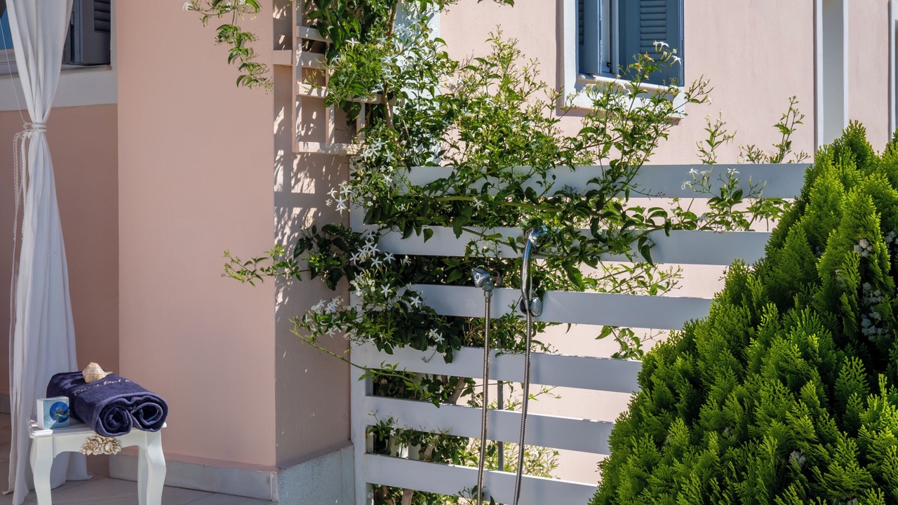 Photo of Outdoor in Mesaria