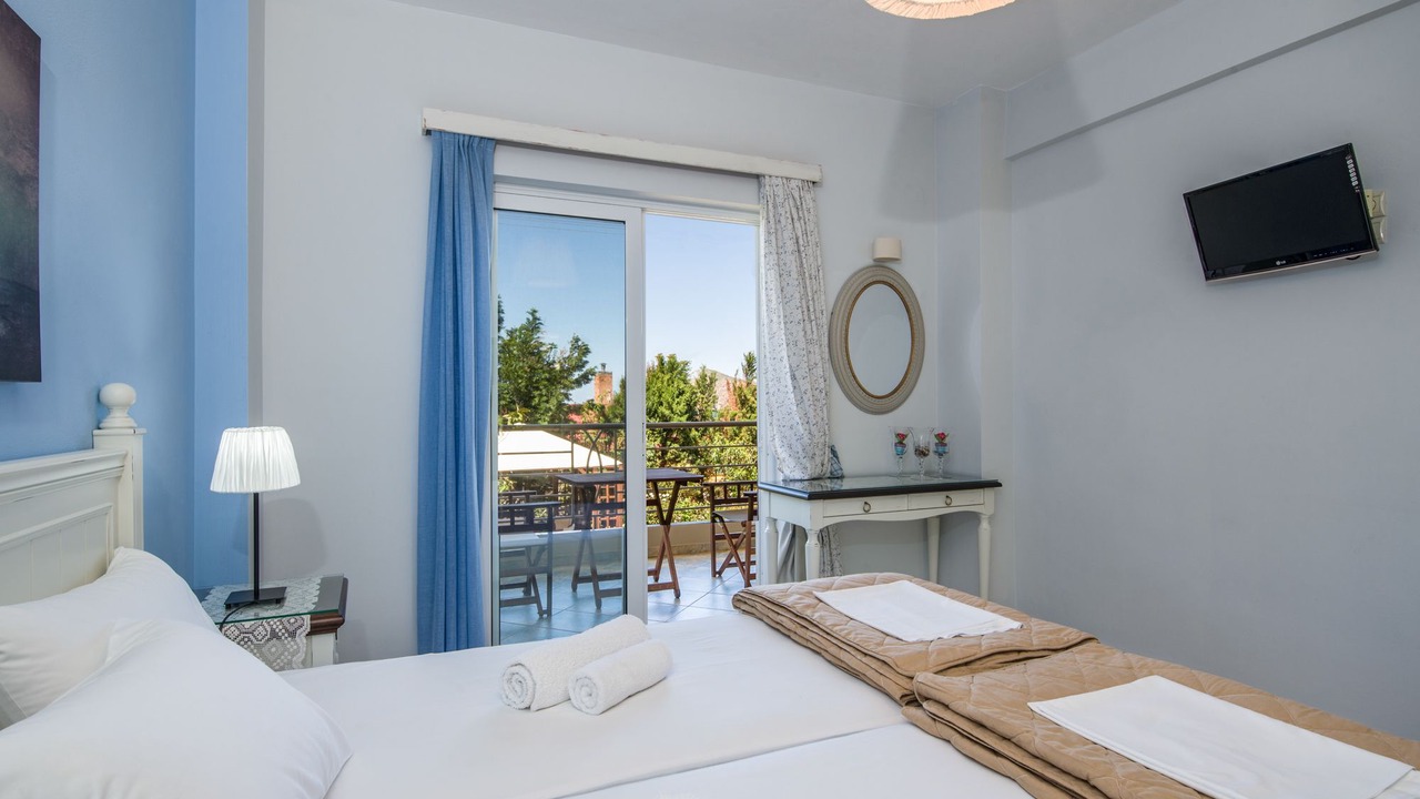 Photo of Bedroom in Platanias Town