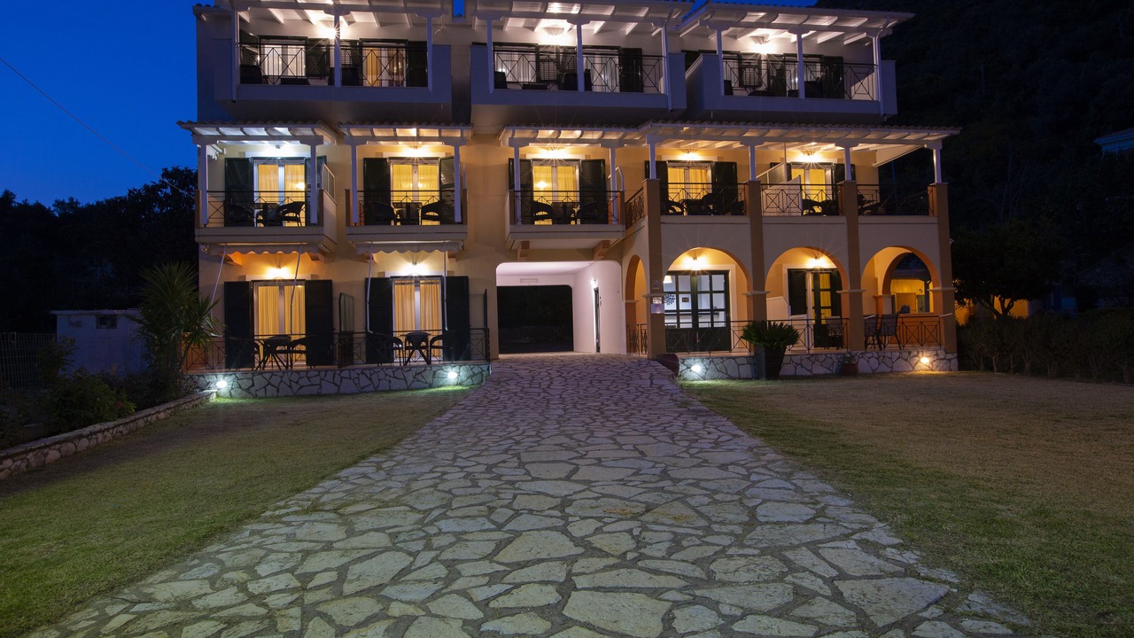 Photo of Outdoor in Mikros Gialos