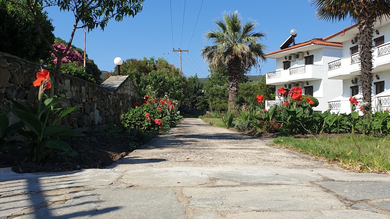 Photo of Outdoor in Kalamitsi