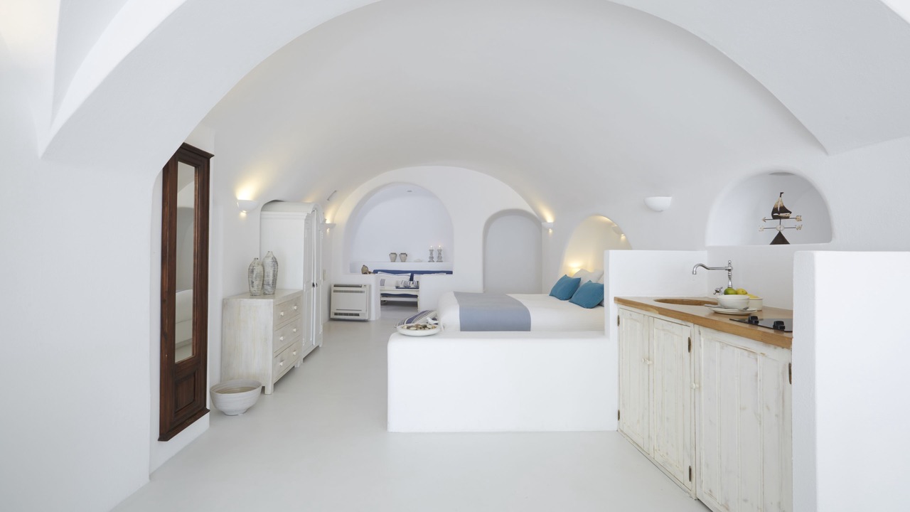 Photo of Bedroom in Oia