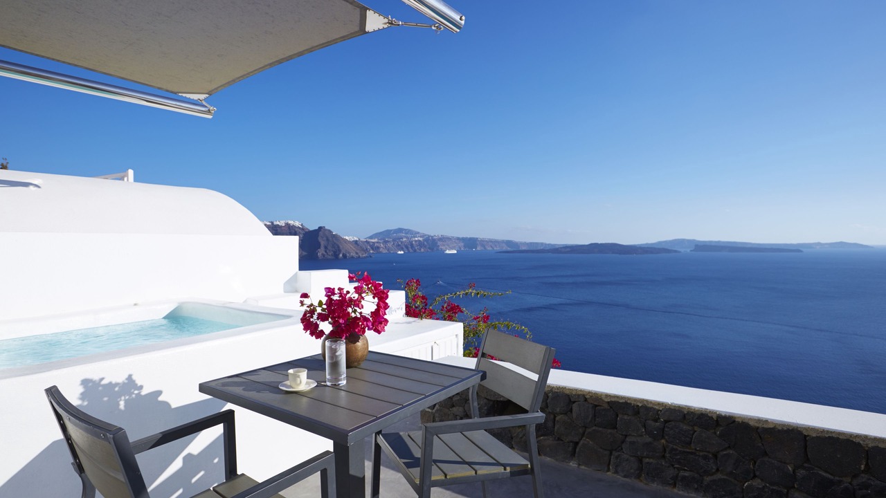 Photo of Bedroom in Oia