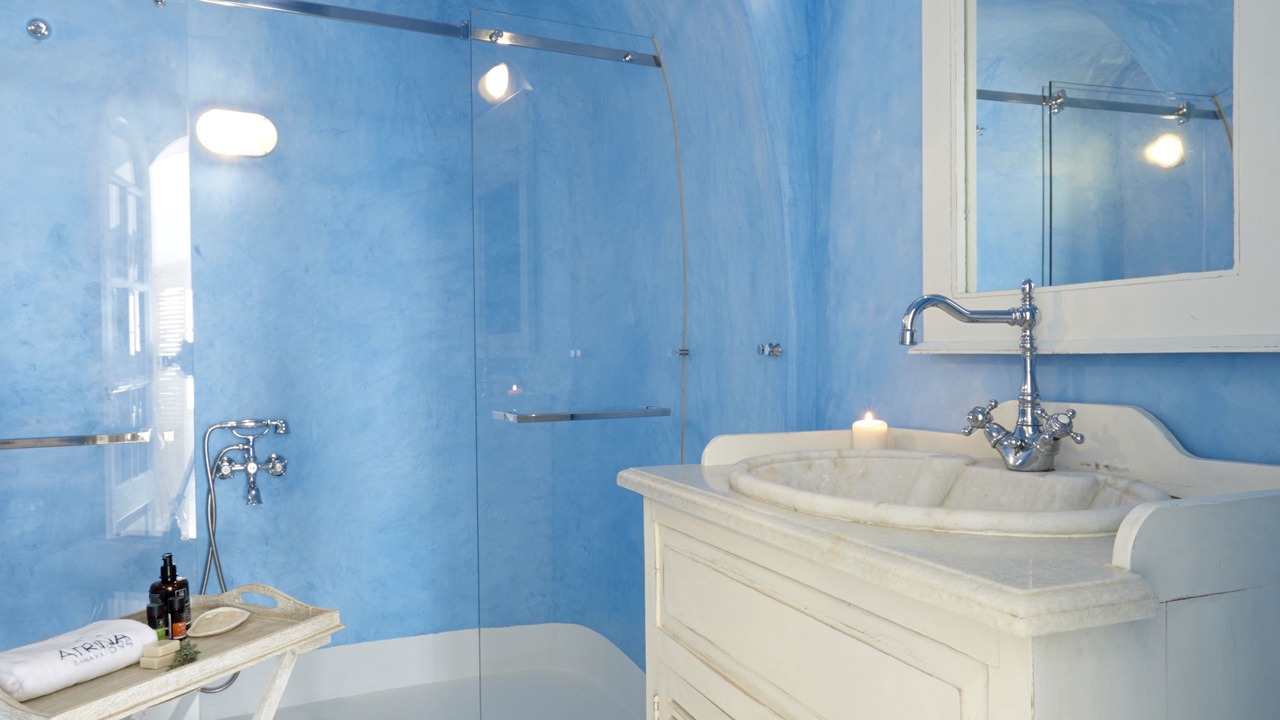 Photo of Bathroom in Oia
