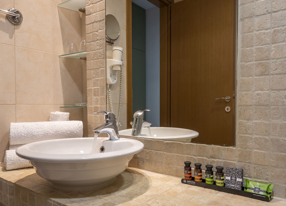 Photo of Bathroom in Delphi