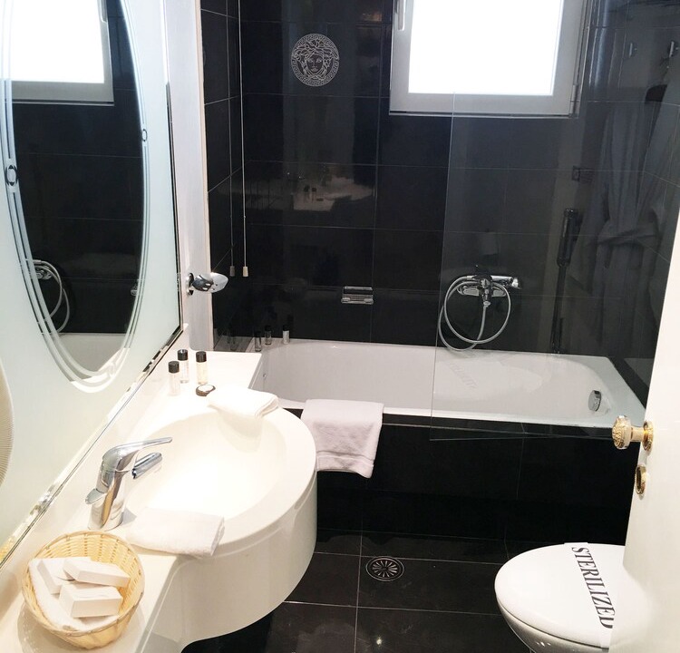 Photo of Bathroom in Kifisia