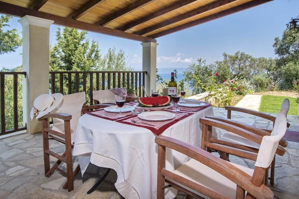 Photo of Patio Balcony in Rantatika