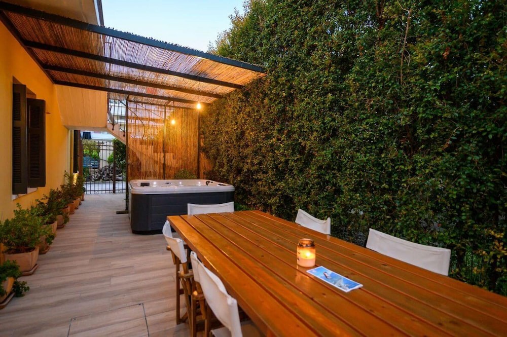 Photo of Patio Balcony in Kalamata