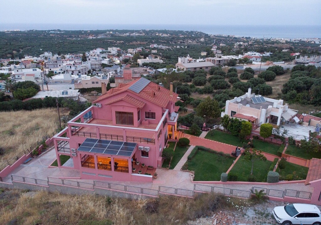 Photo of Others in Old Hersonissos