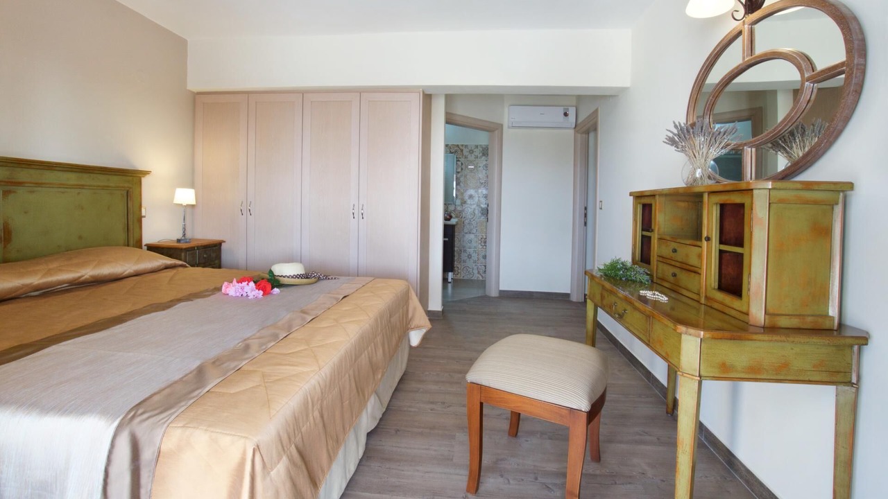 Photo of Bedroom in Antipata