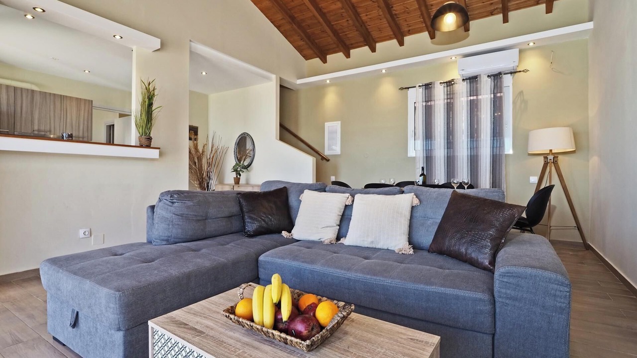Photo of Livingroom in Agia Pelagia Chlomou