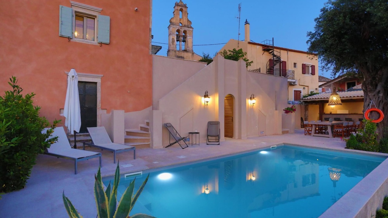 Photo of Outdoor in Achilleio
