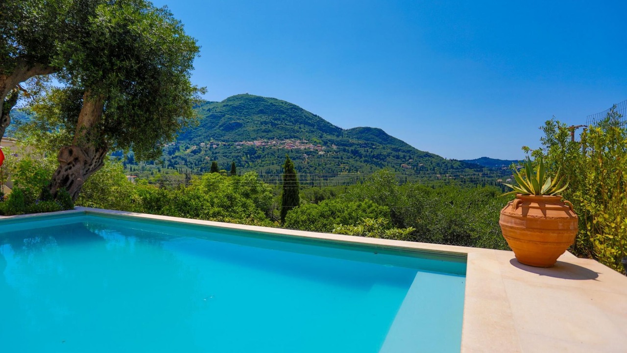 Photo of Outdoor in Achilleio