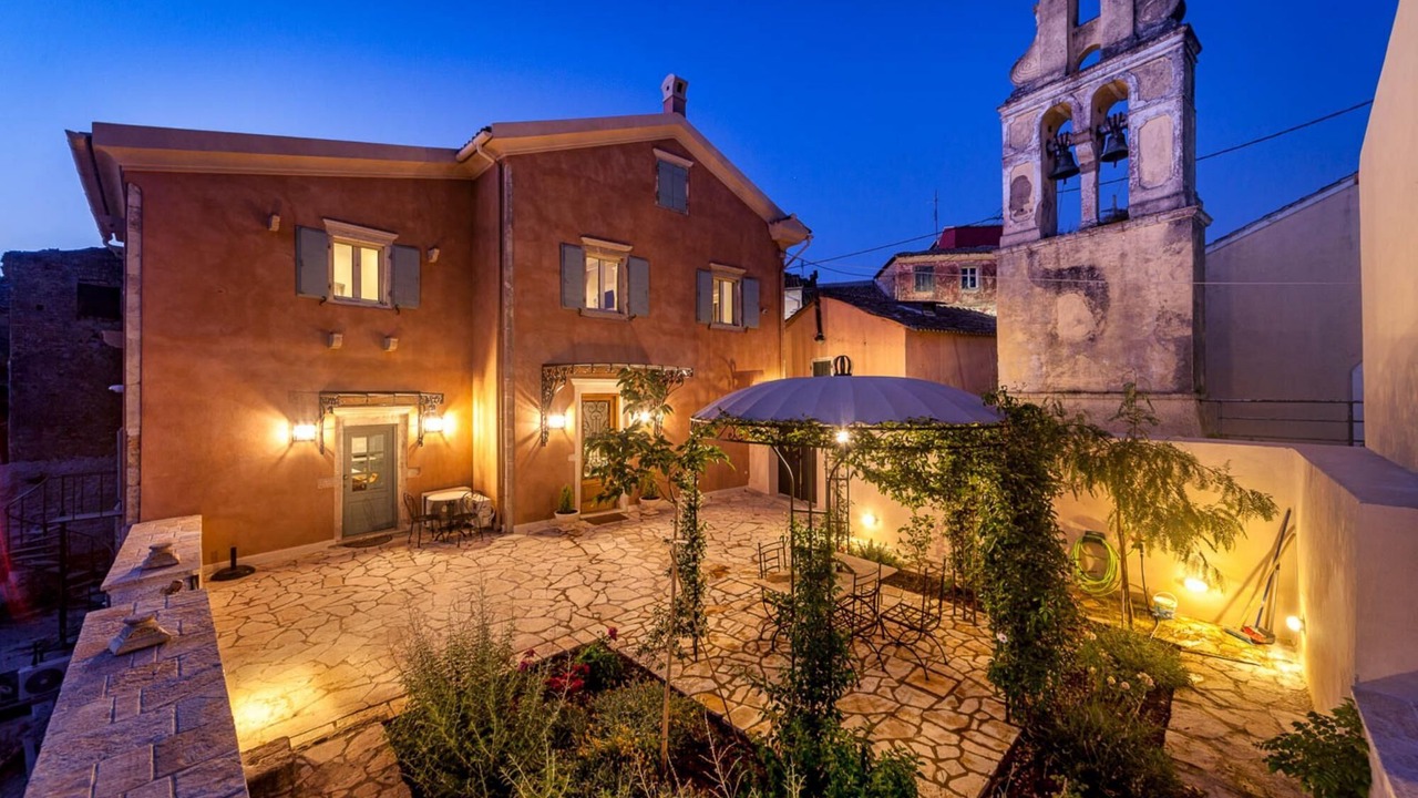 Photo of Patio Balcony in Achilleio