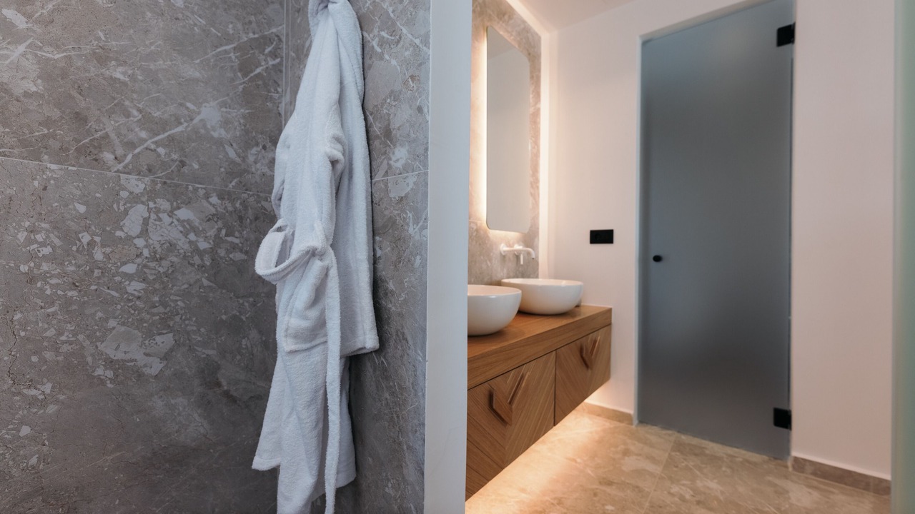 Photo of Bathroom in Plaka