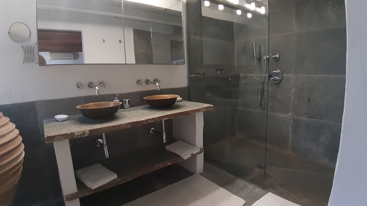 Photo of Bathroom in Pieres