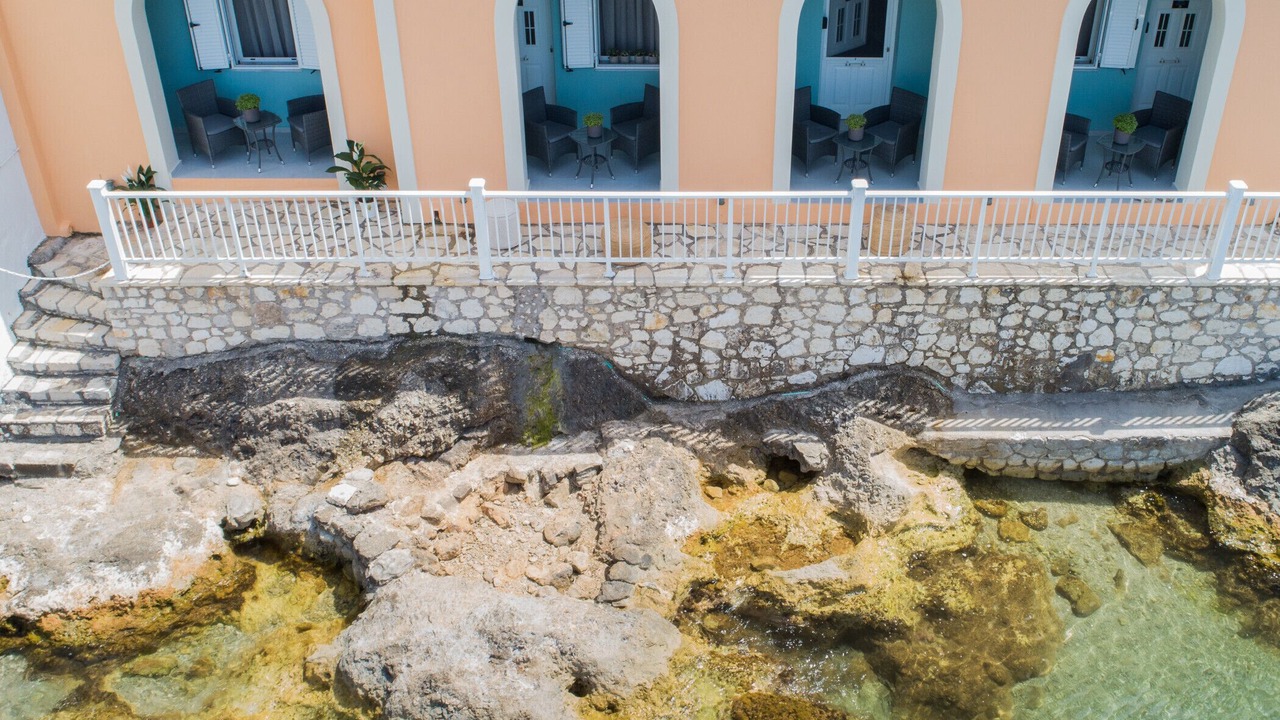 Photo of Outdoor in Frourion