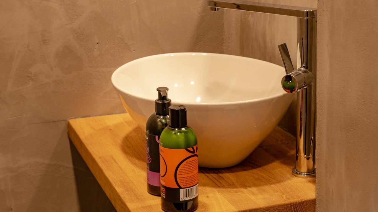 Photo of Bathroom in Chalikeri