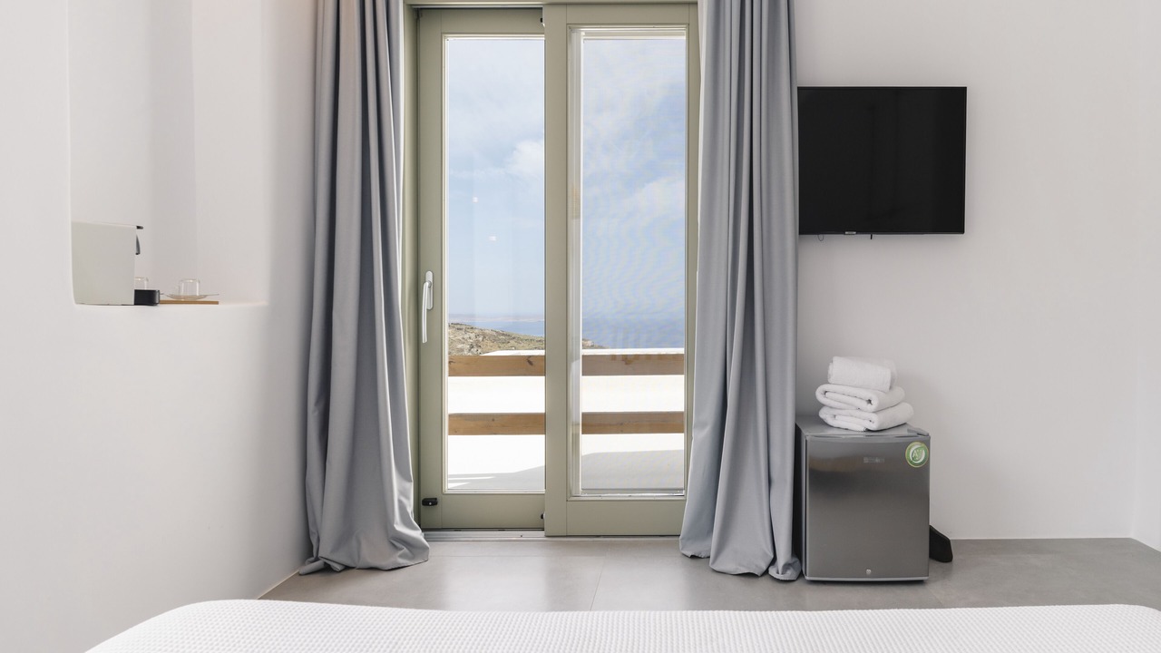 Photo of Bedroom in Faros Armenistis