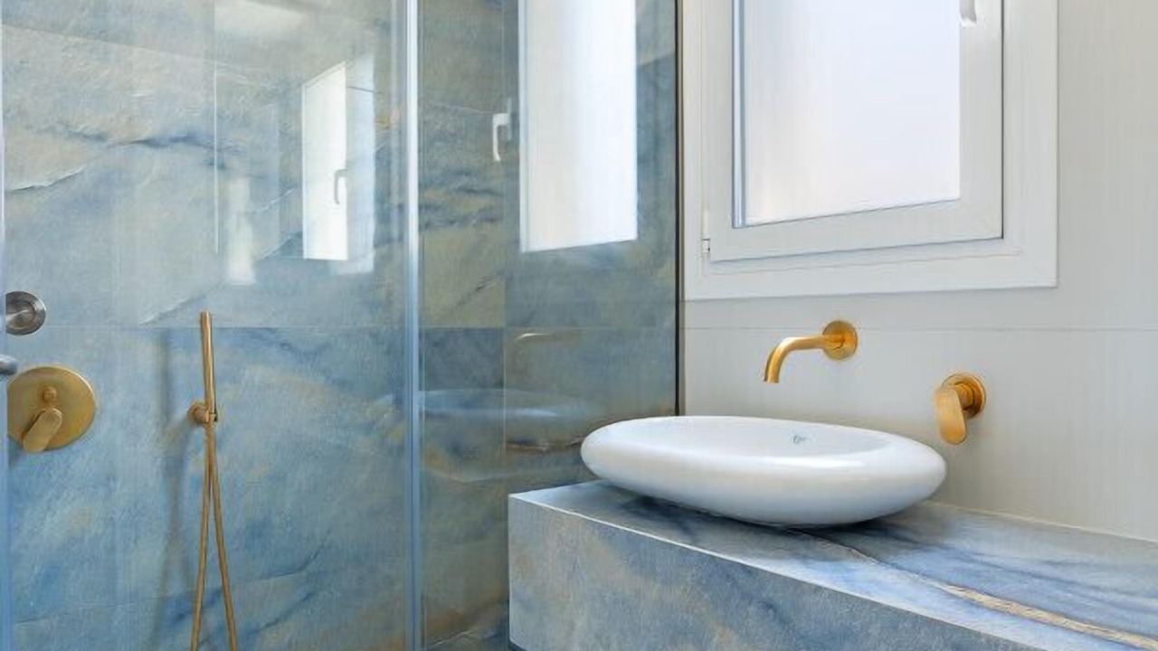 Photo of Bathroom in Frourion